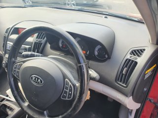 /photos/12215/90972707-f4f2-ac29-1cd6-32814a71f11e_i320x240.jpg
