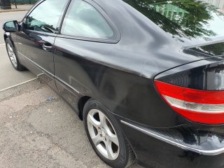 /photos/12215/b13af6b8-ed4c-87b3-9d7f-1c2c732b494c_i320x240.jpg